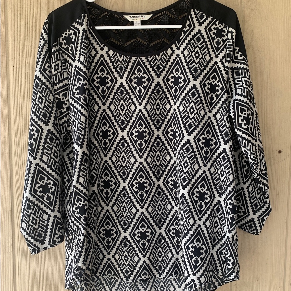 Tantrums Black Lace & White Pattern Top Sz L